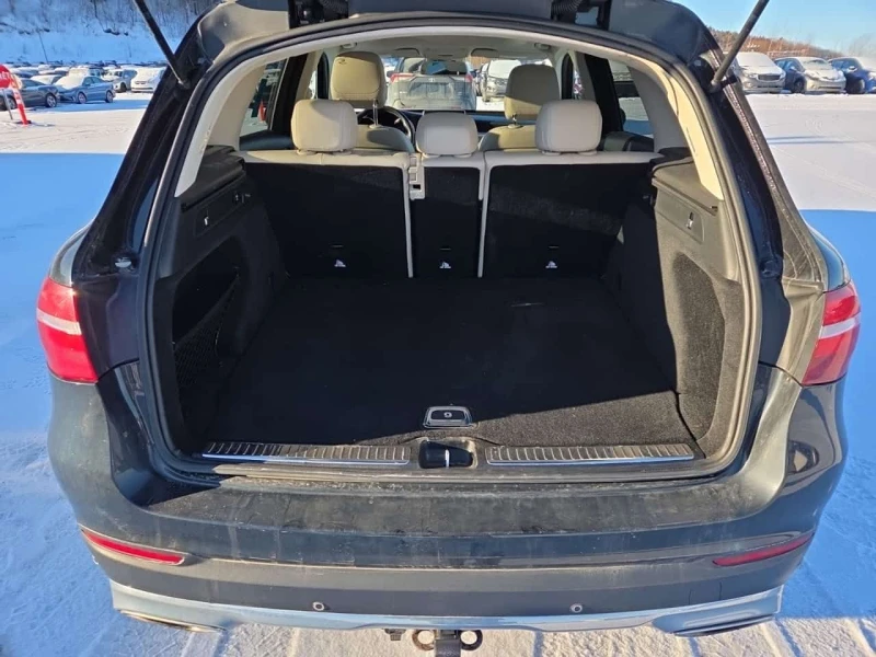 Mercedes-Benz GLC 300 * CARFAX * ПАНОРАМА * ПОДГРЕВИ, снимка 12 - Автомобили и джипове - 53523732