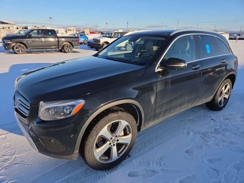 Mercedes-Benz GLC 300 * CARFAX * ПАНОРАМА * ПОДГРЕВИ