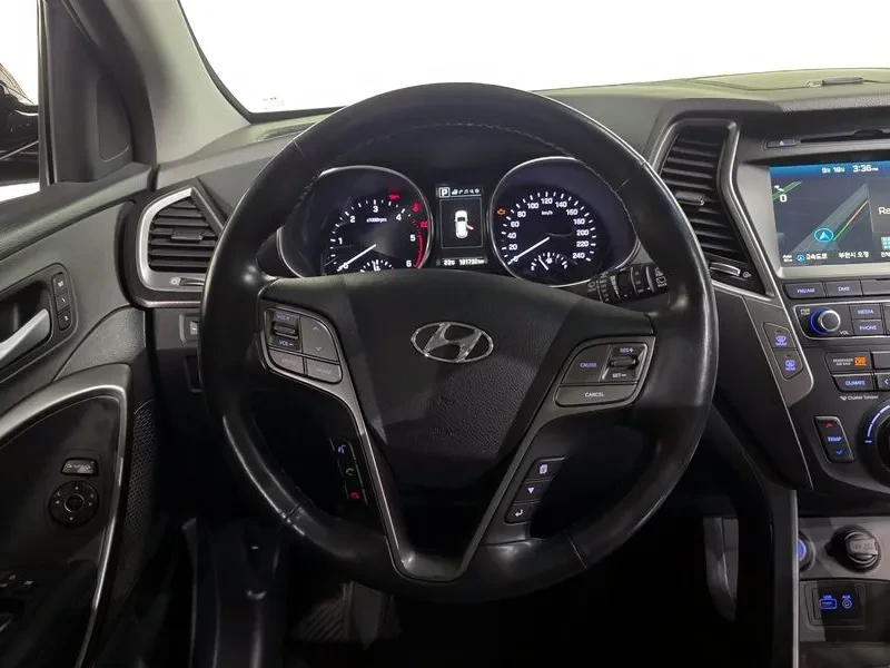 Hyundai Santa fe, снимка 13 - Автомобили и джипове - 52751207