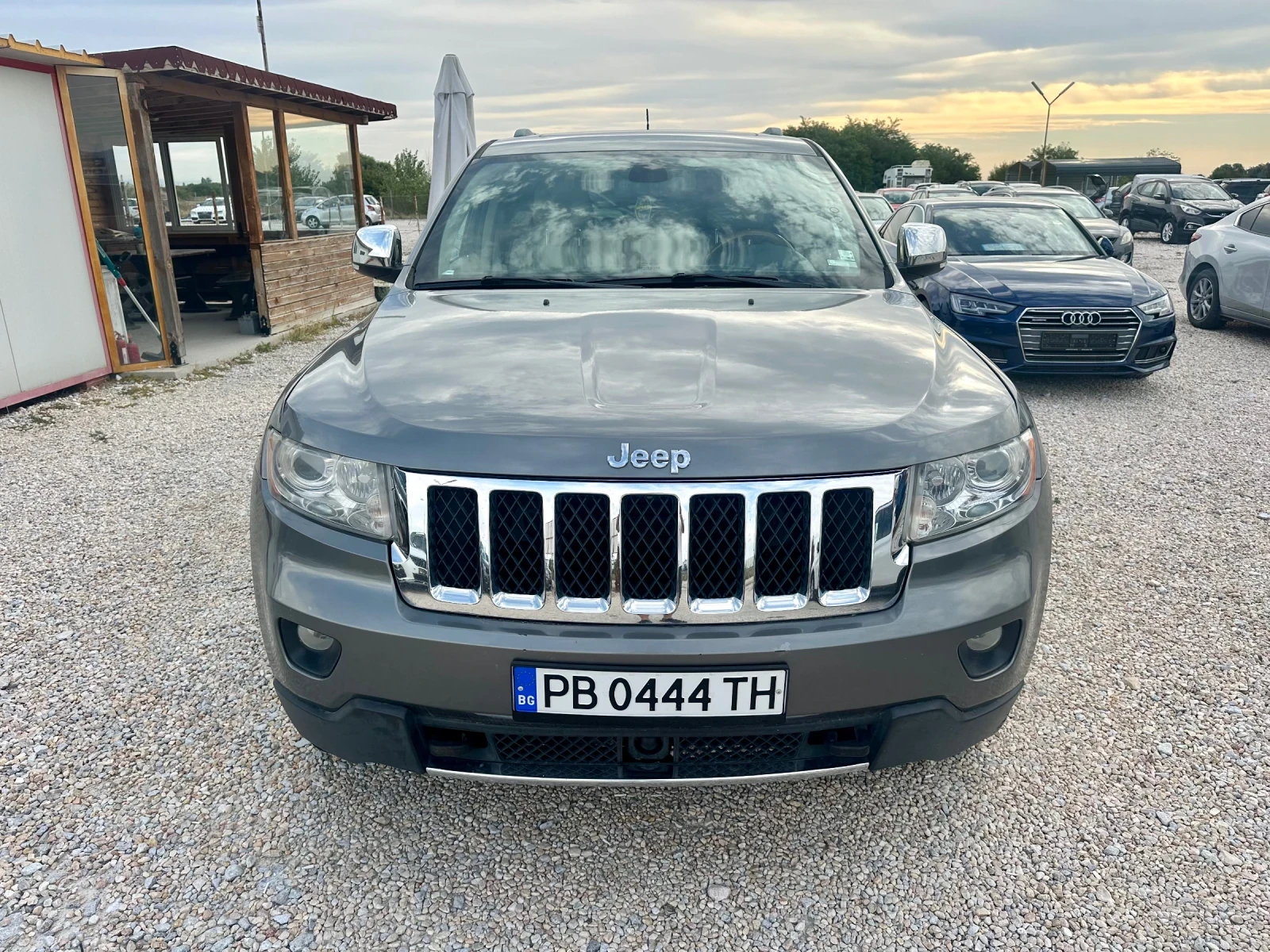 Jeep Grand cherokee 5.7 LPG - изображение 2