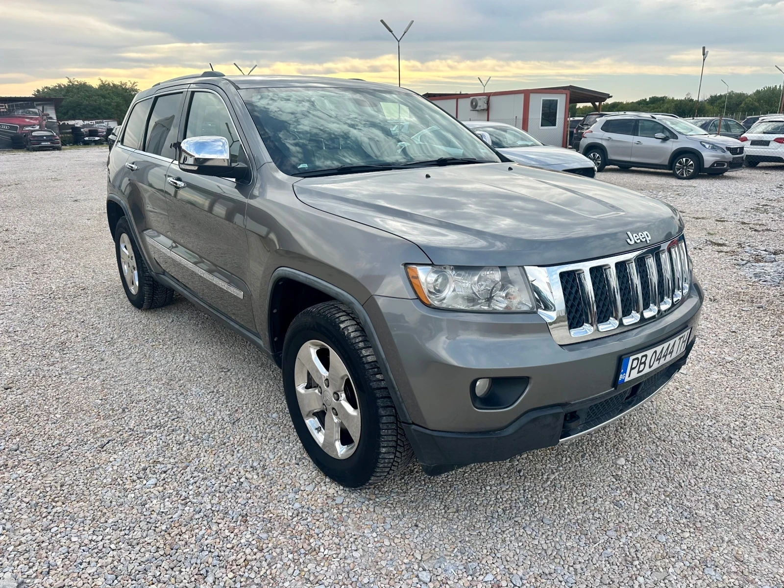 Jeep Grand cherokee 5.7 LPG | Mobile.bg   1