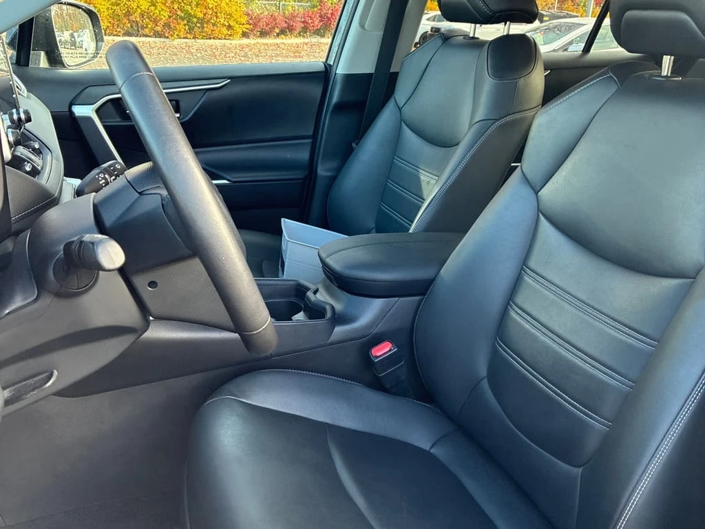 Toyota Rav4 * XLE AWD * CARFAX * БЕЗ ПЪРВОНАЧАЛНА ВНОСКА - изображение 10