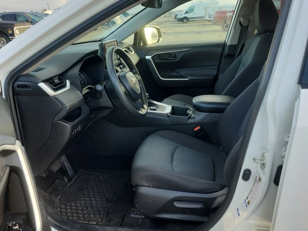 Toyota Rav4 * HYBRID LE * CARFAX * БЕЗ ПЪРВОНАЧАЛНА ВНОСКА - изображение 5