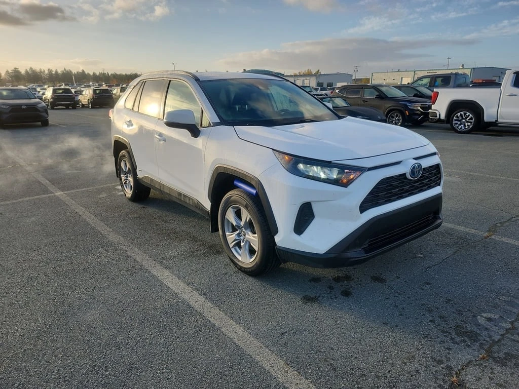 Toyota Rav4 * HYBRID LE * CARFAX * БЕЗ ПЪРВОНАЧАЛНА ВНОСКА - изображение 2