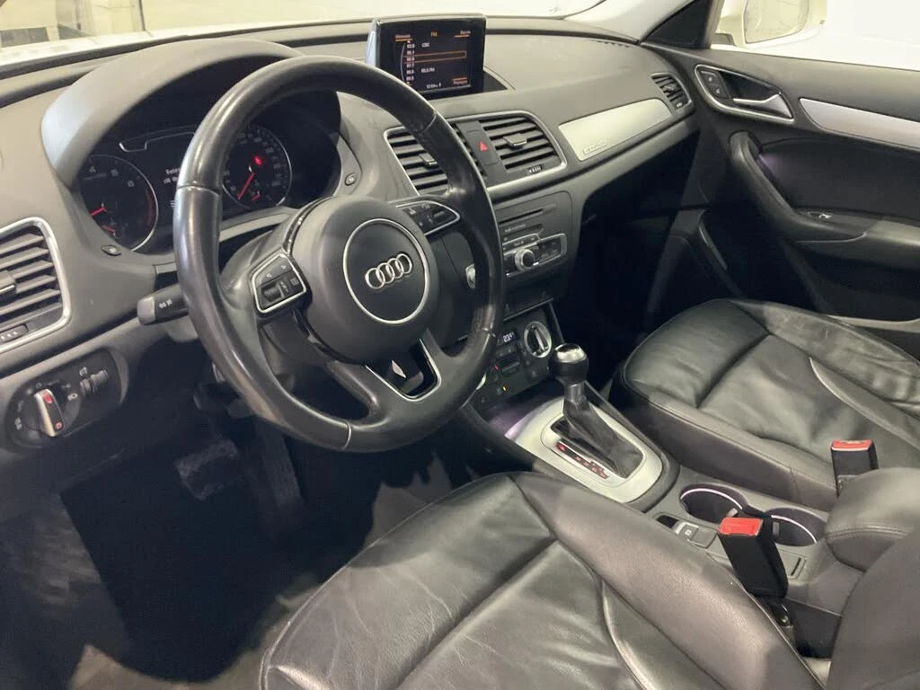 Audi Q3 QUATTRO* PROGRESIV* KEYLESS АвтоКредит(ЦЕНА ДО БГ) - изображение 6