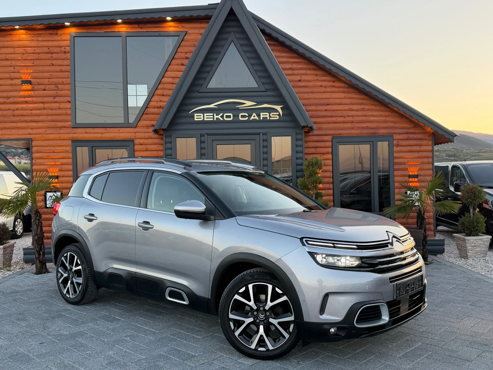 Citroen C5 Aircross Неразличима от нова!, снимка 3 - Автомобили и джипове - 54140013
