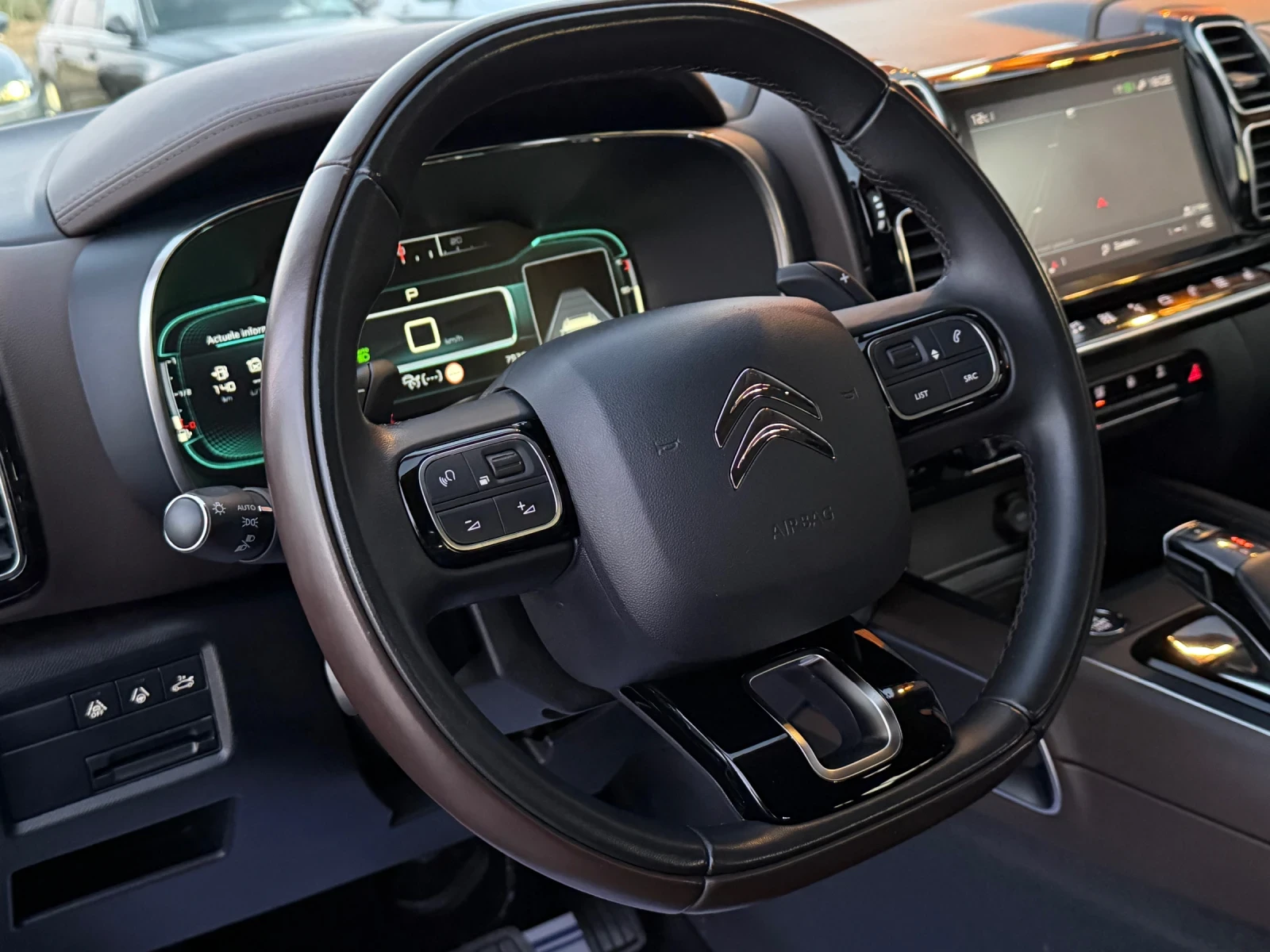 Citroen C5 Aircross Неразличима от нова!, снимка 10 - Автомобили и джипове - 54140013