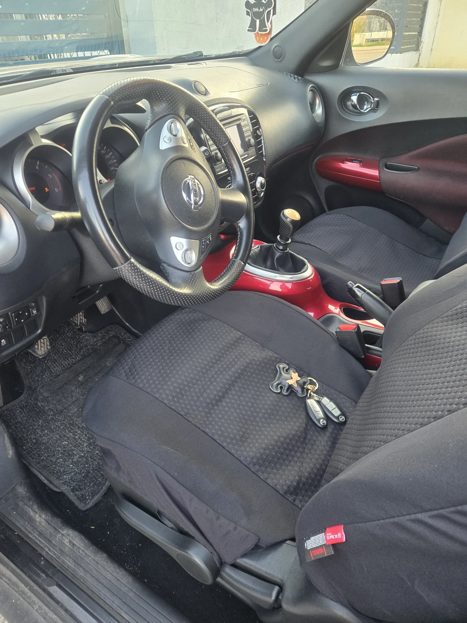 Nissan Juke, снимка 10 - Автомобили и джипове - 54195365