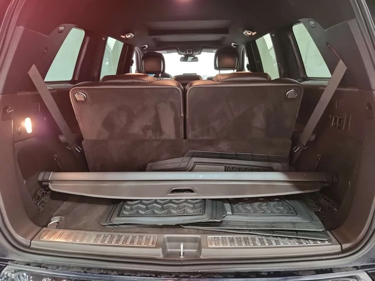 Mercedes-Benz GLS 450 360 KAMEРИ * 7 МЕСТЕН* ПАНОРАМА * ДИСТРОНИК, снимка 14 - Автомобили и джипове - 54383848