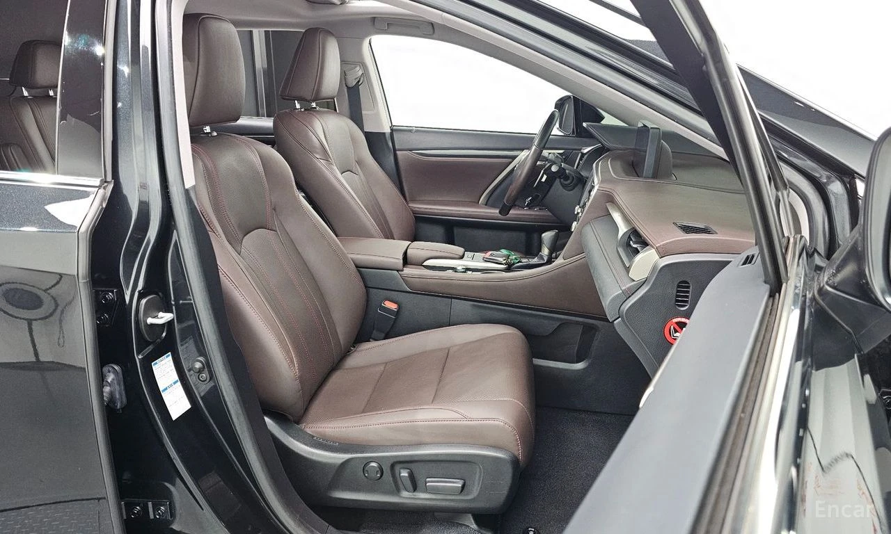 Lexus RX 450h LUXURY* PLUS* ПОДГРЕВ* ОБДУХВАНЕ* ХЕДЪП* LANE* ASS, снимка 14 - Автомобили и джипове - 54584038