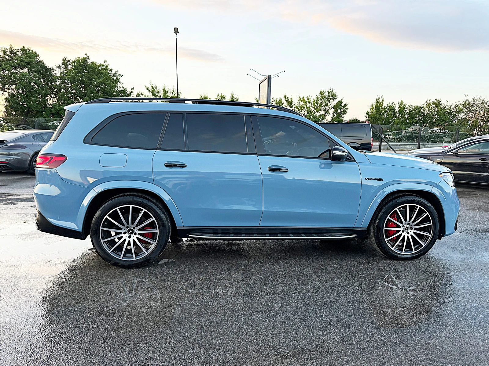 Mercedes-Benz GLS 63 AMG 612k.c-DISTRONIK-KARBON-PANORAMA-360KAMERI-VAKUM-!, снимка 6 - Автомобили и джипове - 54725239