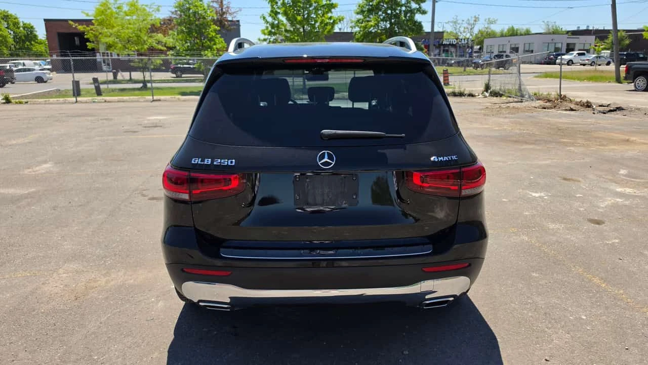 Mercedes-Benz GLB 250 GLB  CARFAX, снимка 4 - Автомобили и джипове - 54968660