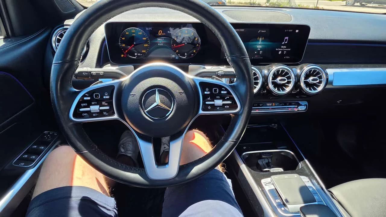 Mercedes-Benz GLB 250 GLB  CARFAX, снимка 10 - Автомобили и джипове - 54968660