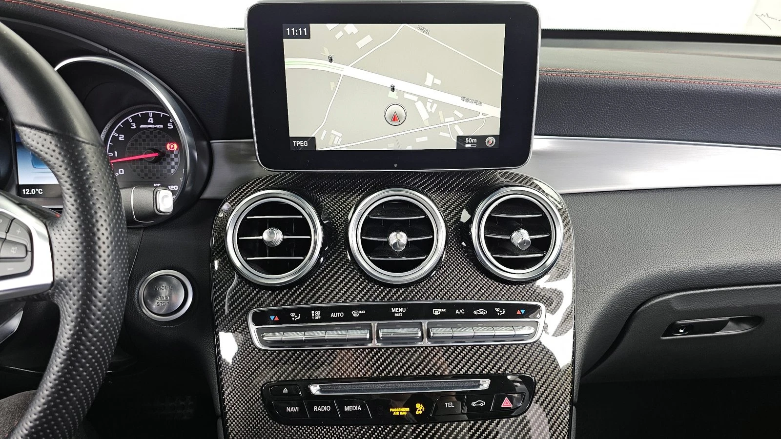 Mercedes-Benz GLC 43 AMG ЛЮК* HUD* 360* KEYLESS* ЕЛ. БАГАЖНИК* КРАЙНА ЦЕНА, снимка 14 - Автомобили и джипове - 55243528
