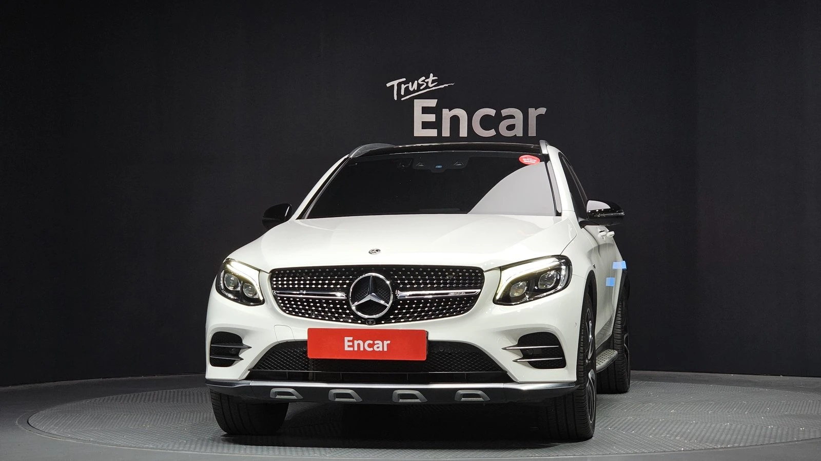 Mercedes-Benz GLC 43 AMG ЛЮК* HUD* 360* KEYLESS* ЕЛ. БАГАЖНИК* КРАЙНА ЦЕНА, снимка 3 - Автомобили и джипове - 55243528