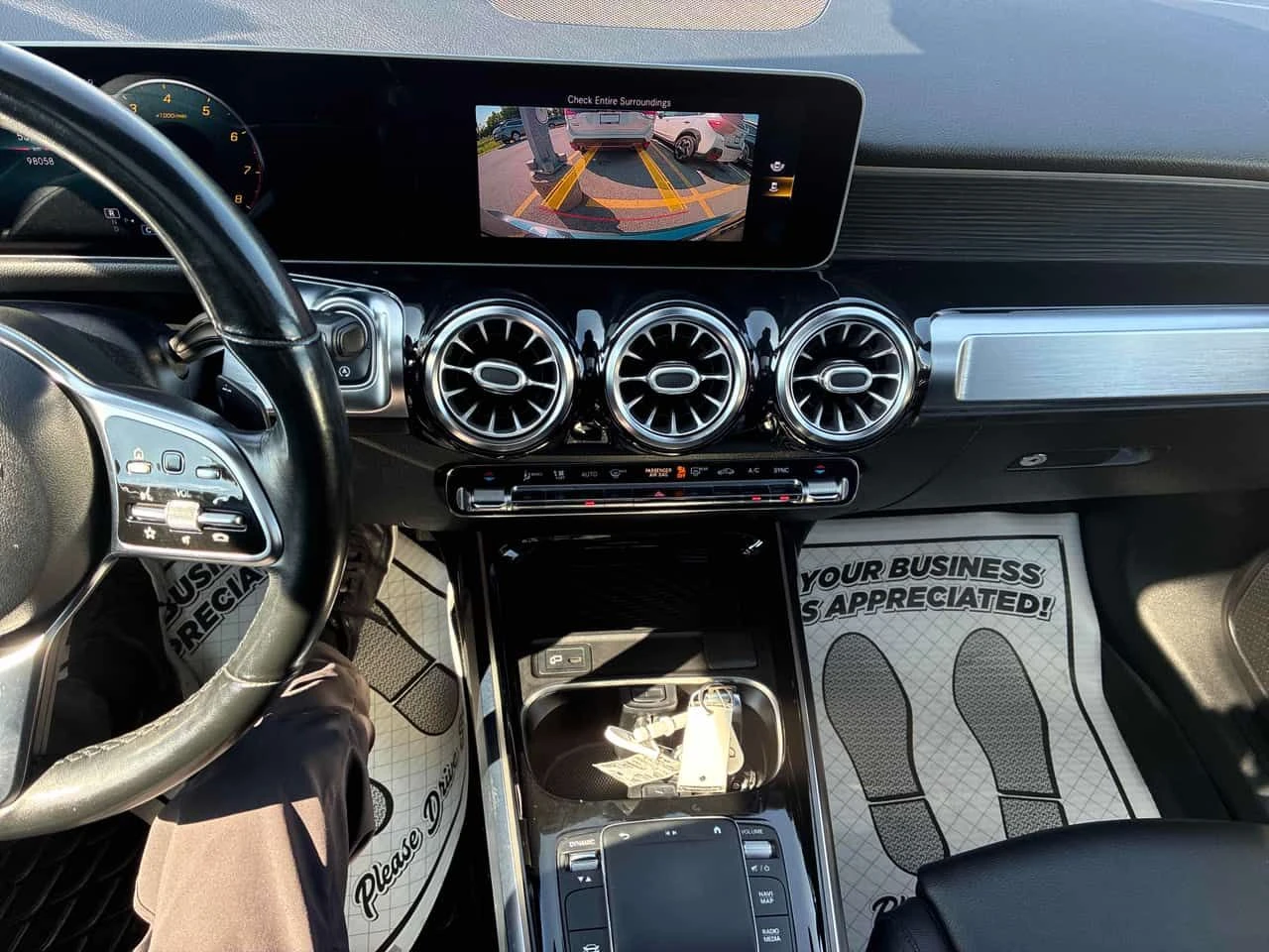 Mercedes-Benz GLB * 250 * CARFAX * ЦЕНА ДО БГ, снимка 9 - Автомобили и джипове - 55696264