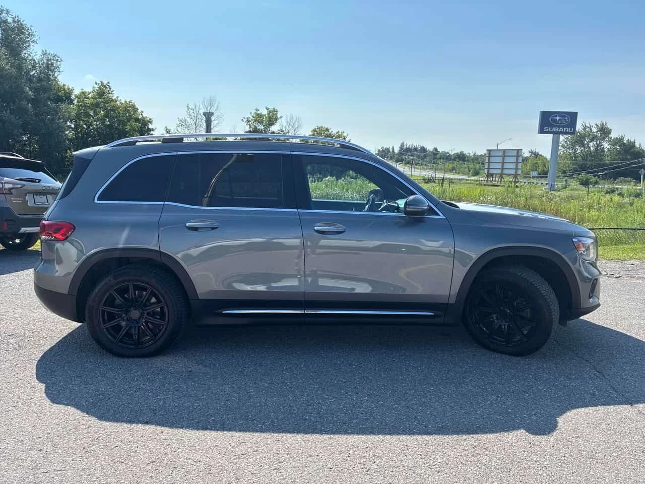 Mercedes-Benz GLB * 250 * CARFAX * ЦЕНА ДО БГ, снимка 4 - Автомобили и джипове - 55696264