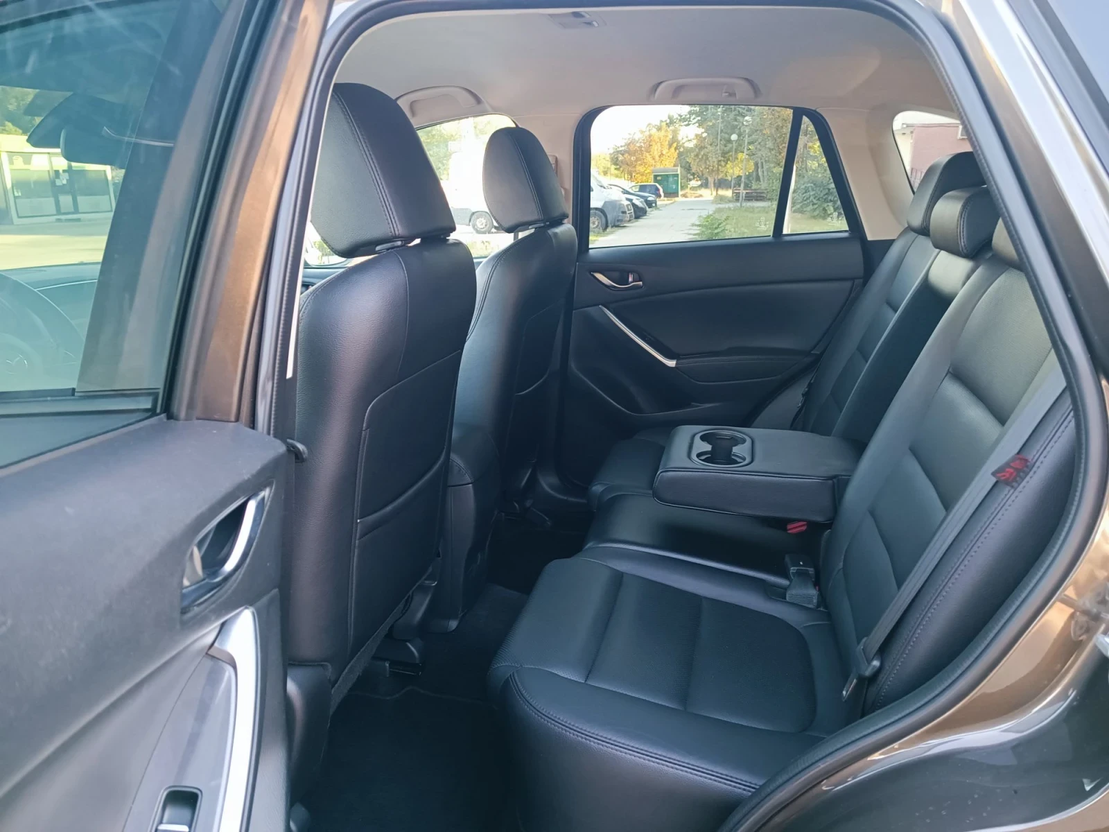 Mazda CX-5 2.5i-192 кс-ШВЕЙЦАРИЯ-АВТОМАТ-4Х4-FACELIFT-NAVI, снимка 11 - Автомобили и джипове - 56020427