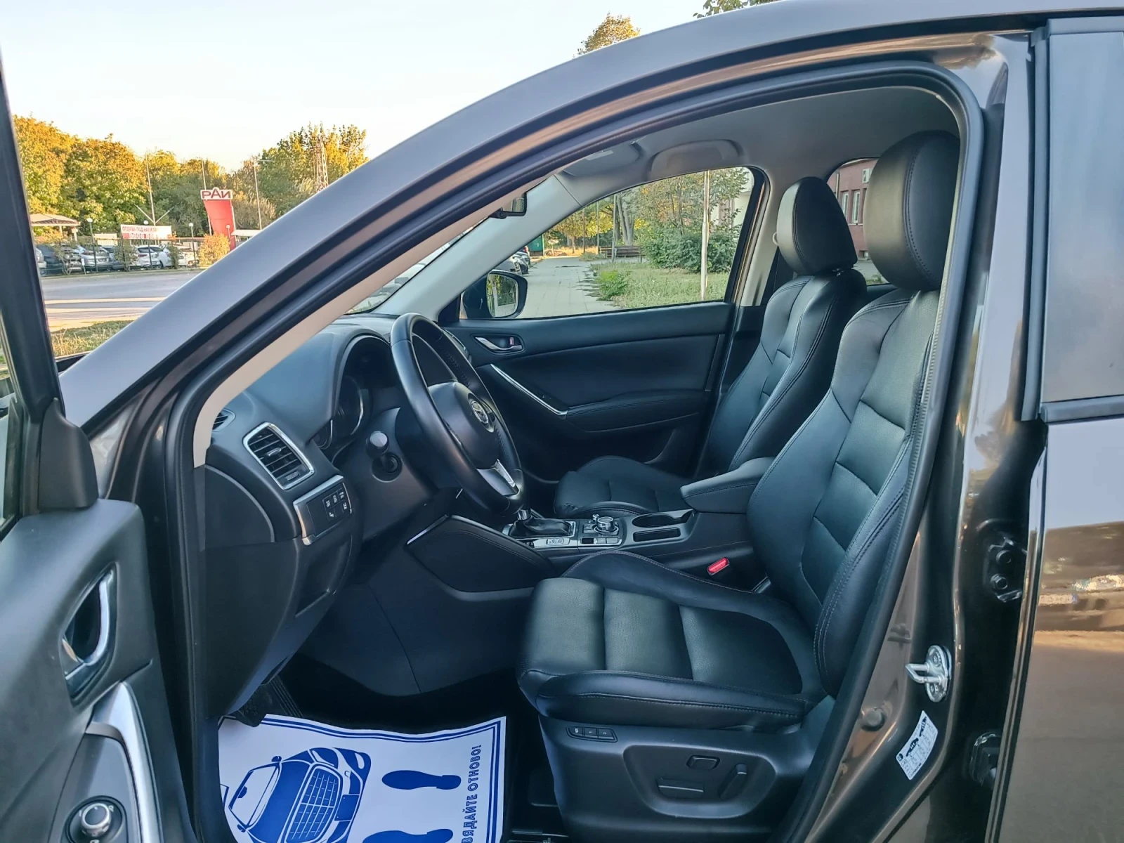Mazda CX-5 2.5i-192 кс-ШВЕЙЦАРИЯ-АВТОМАТ-4Х4-FACELIFT-NAVI, снимка 10 - Автомобили и джипове - 56020427