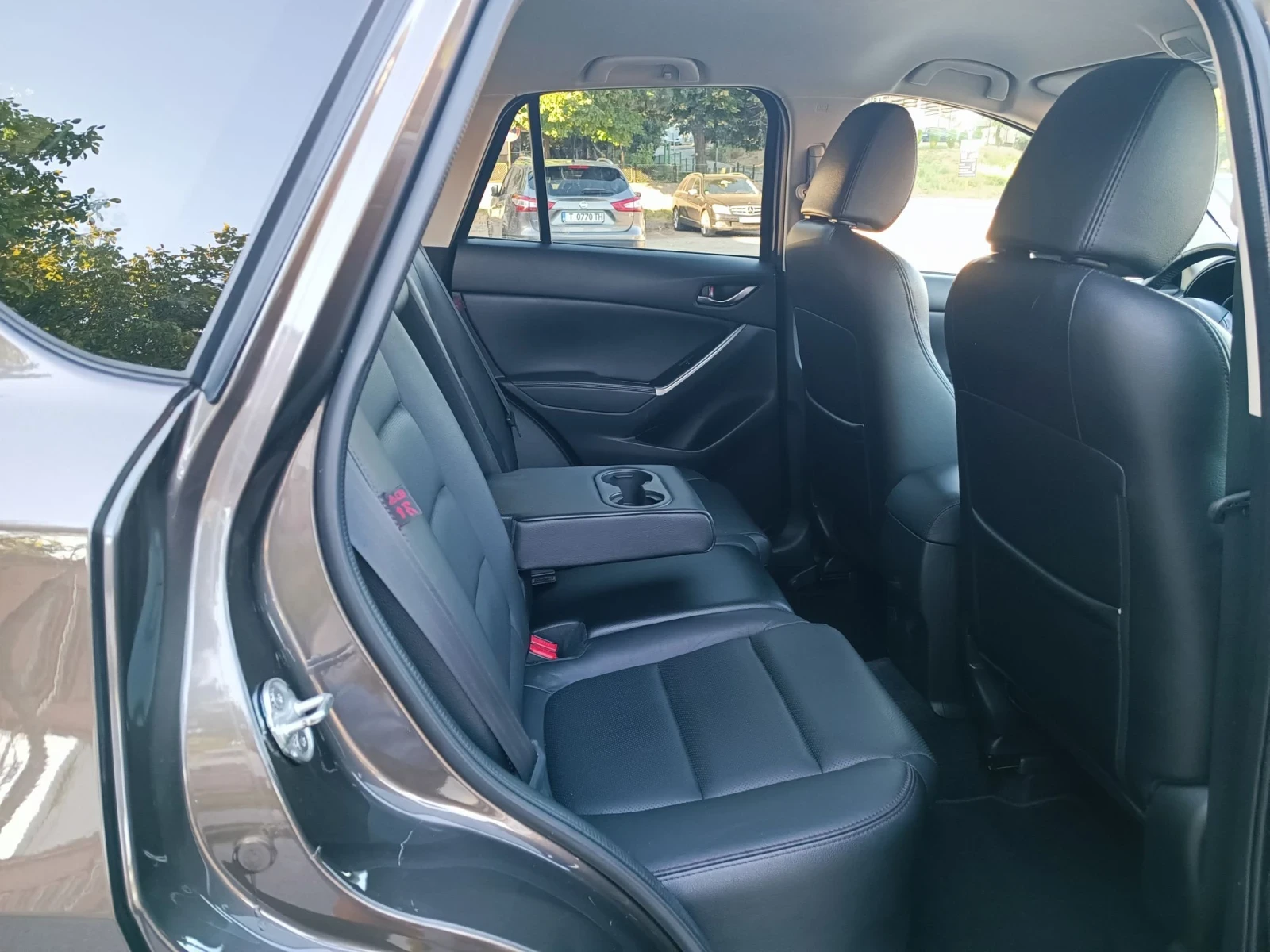 Mazda CX-5 2.5i-192 кс-ШВЕЙЦАРИЯ-АВТОМАТ-4Х4-FACELIFT-NAVI, снимка 12 - Автомобили и джипове - 56020427