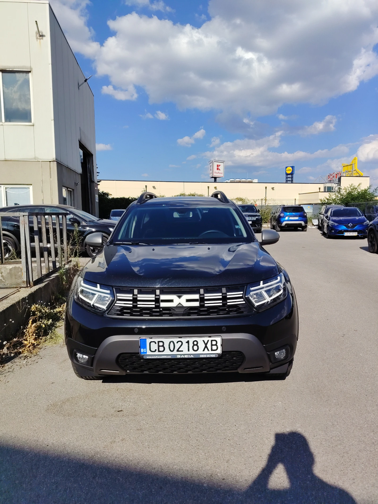 Dacia Duster 1.0 LPG/ ECO-G 100/Prestige/Гаранция/Всички екстри, снимка 2 - Автомобили и джипове - 56145658
