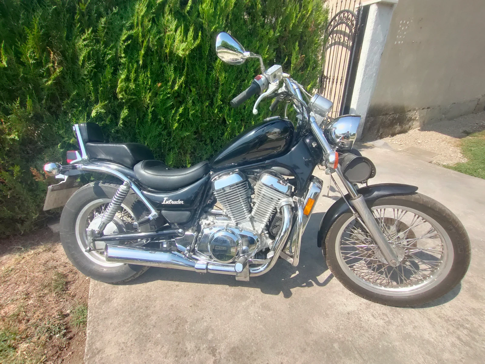 Suzuki VS Intruder  | Mobile.bg   1