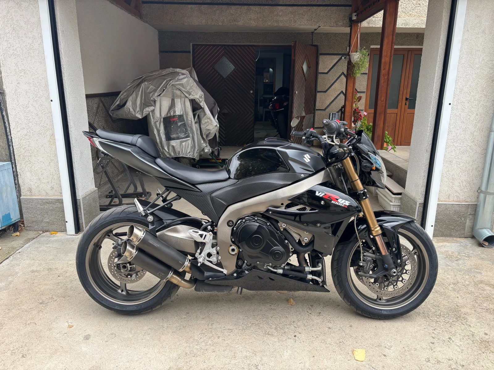 Suzuki Gsxr 1000 Virus Първа рег 03.2015