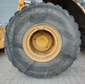 Челен товарач Cat 972М, снимка 11