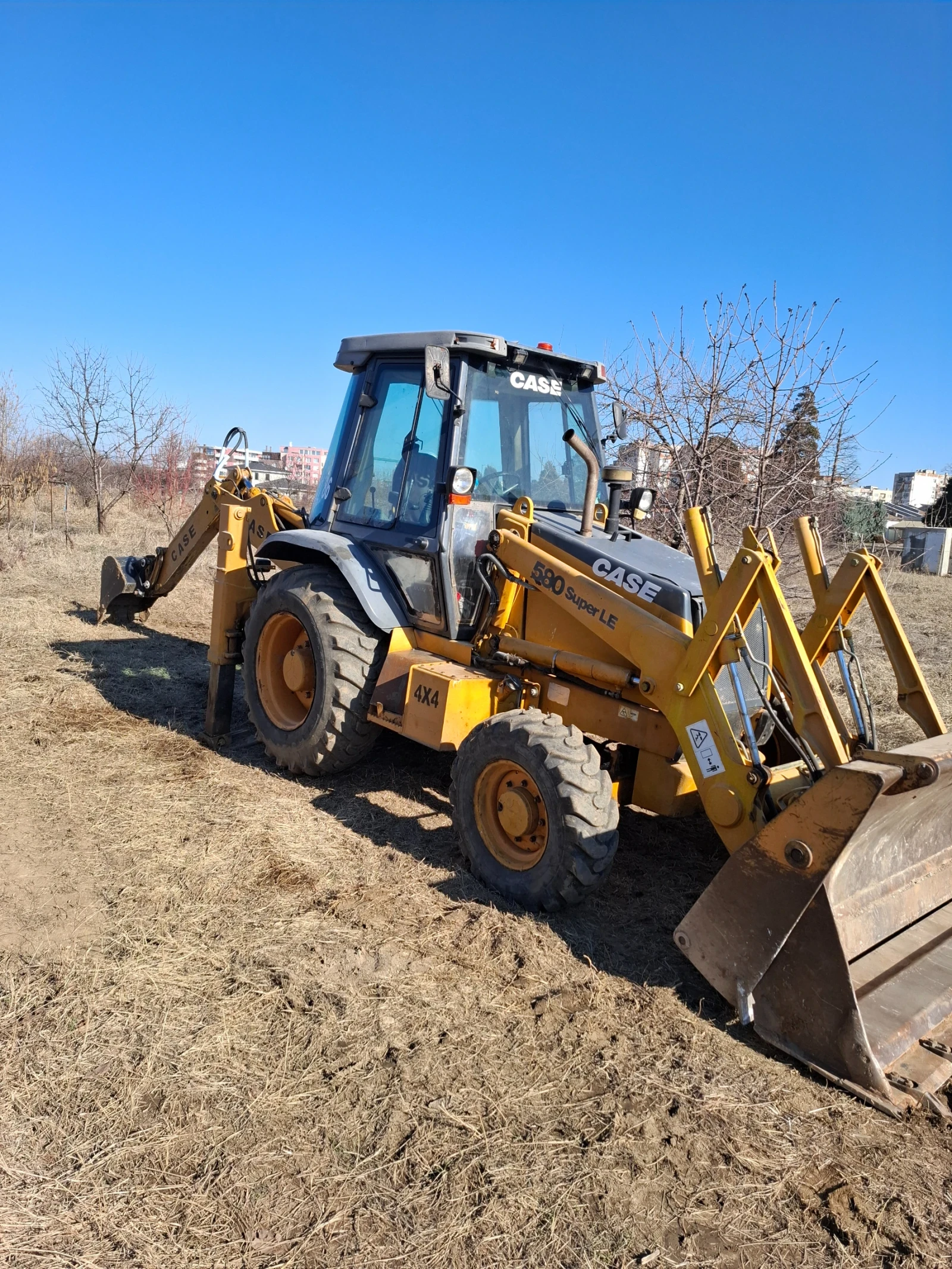 ����� Case 580 | Mobile.bg � ����������� 1