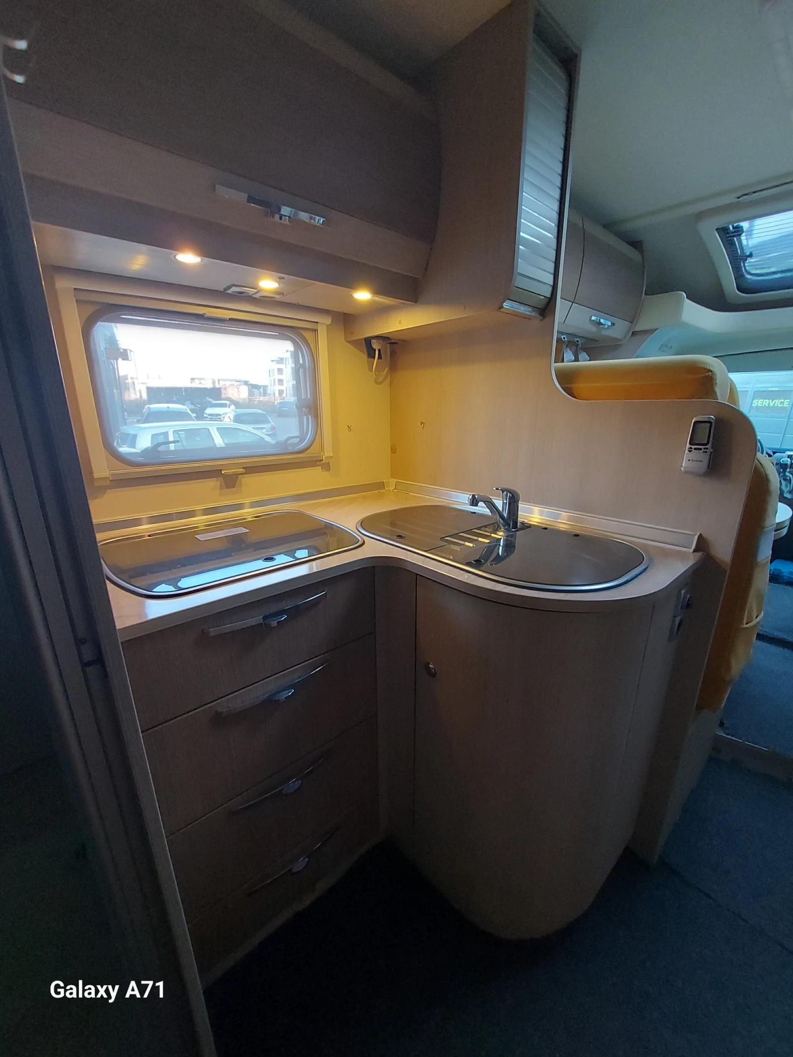 ������ Burstner Dukato 2.3 M-jet, 150ks. | Mobile.bg � ����������� 12