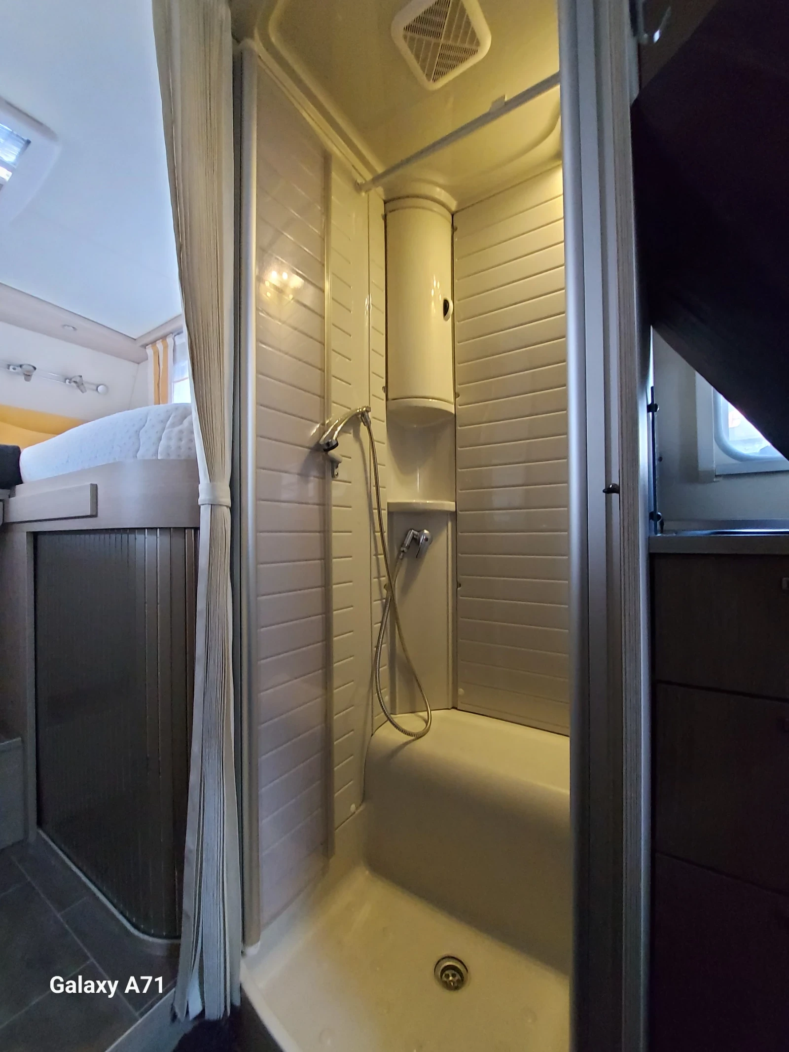 Кемпер Burstner Dukato 2.3 M-jet, 150ks. - изображение 9