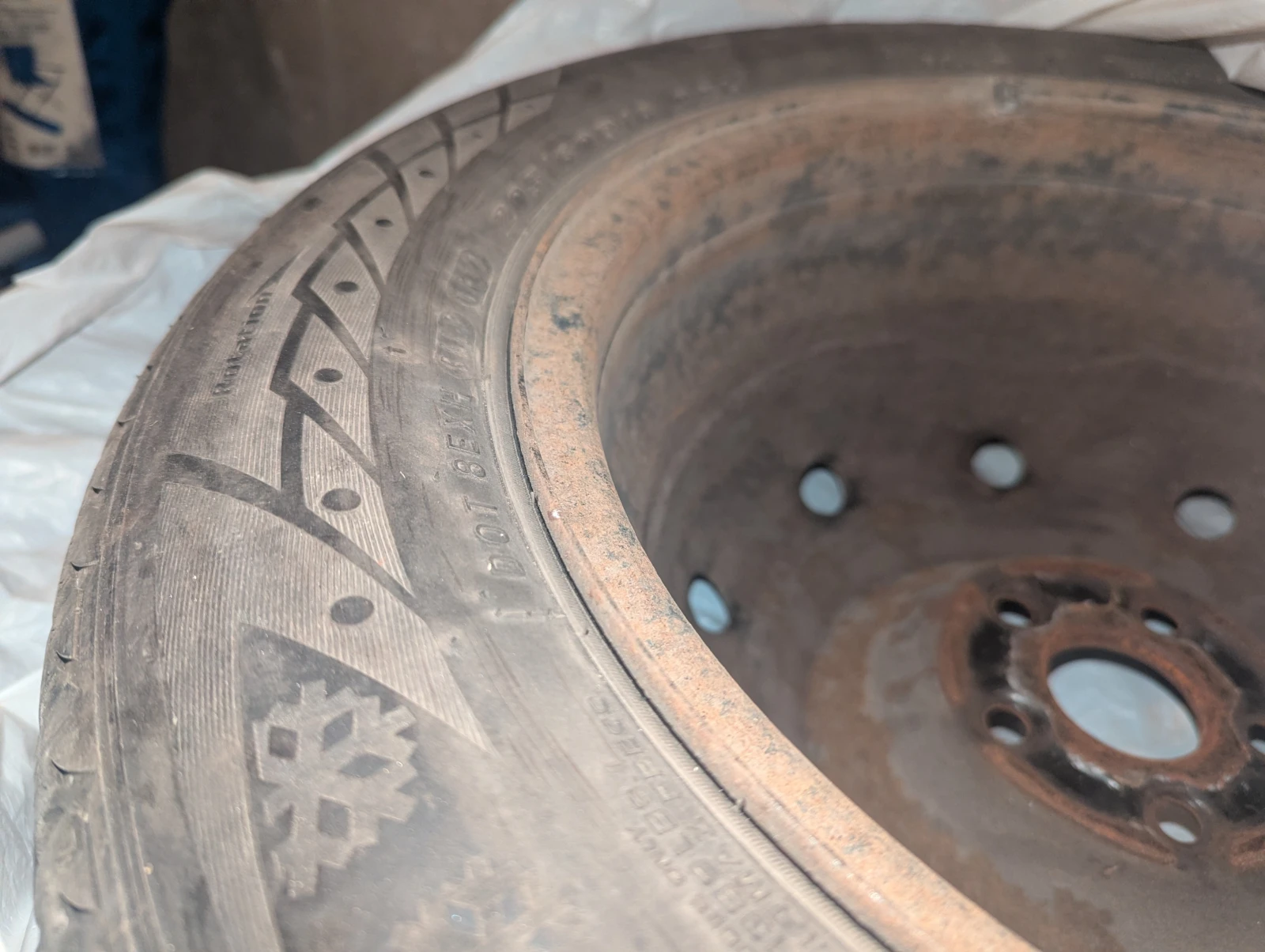 Гуми с джанти 205/60R16