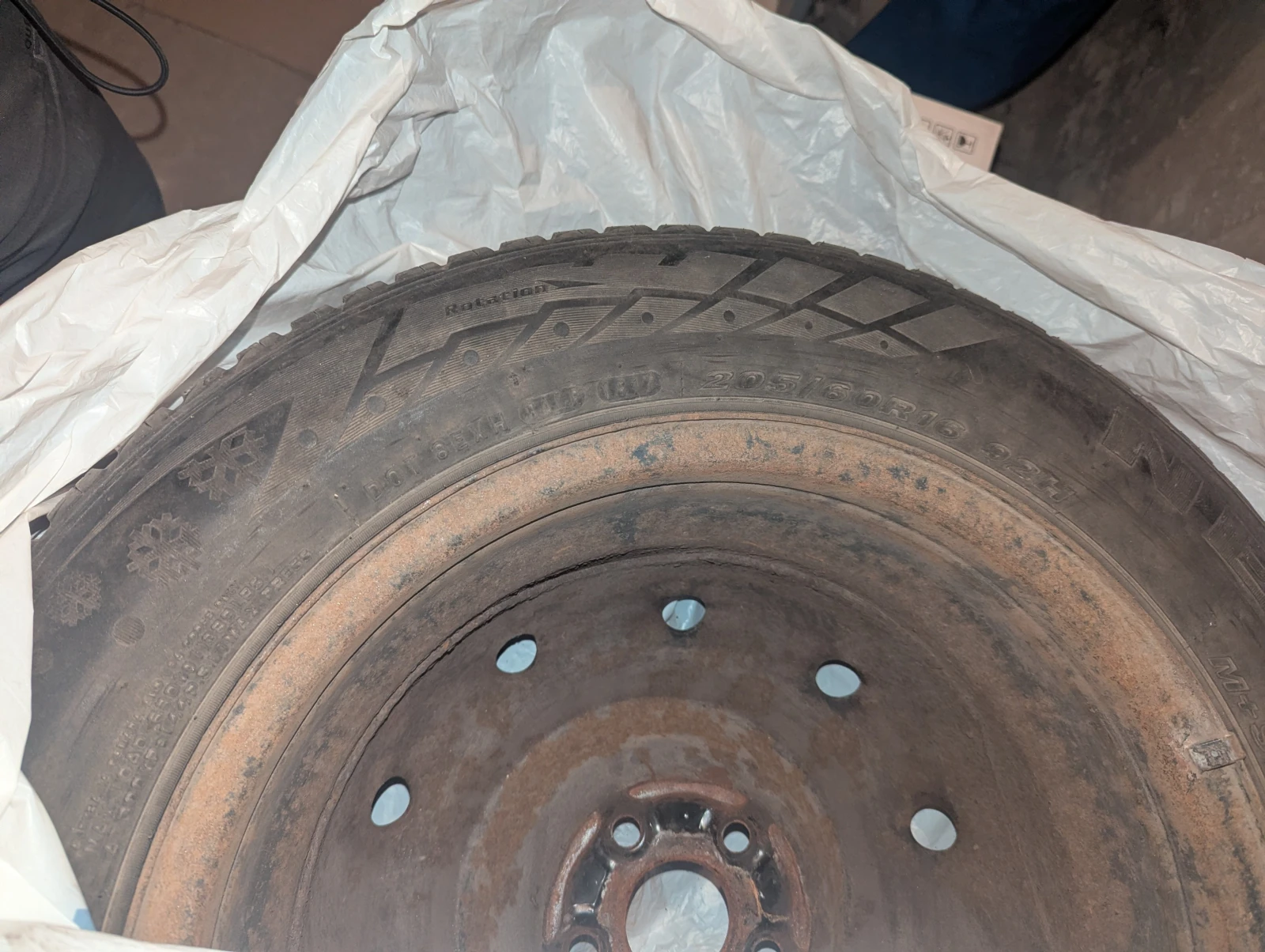 ���� � ������ 205/60R16 �� Subaru Outback | Mobile.bg � ����������� 2