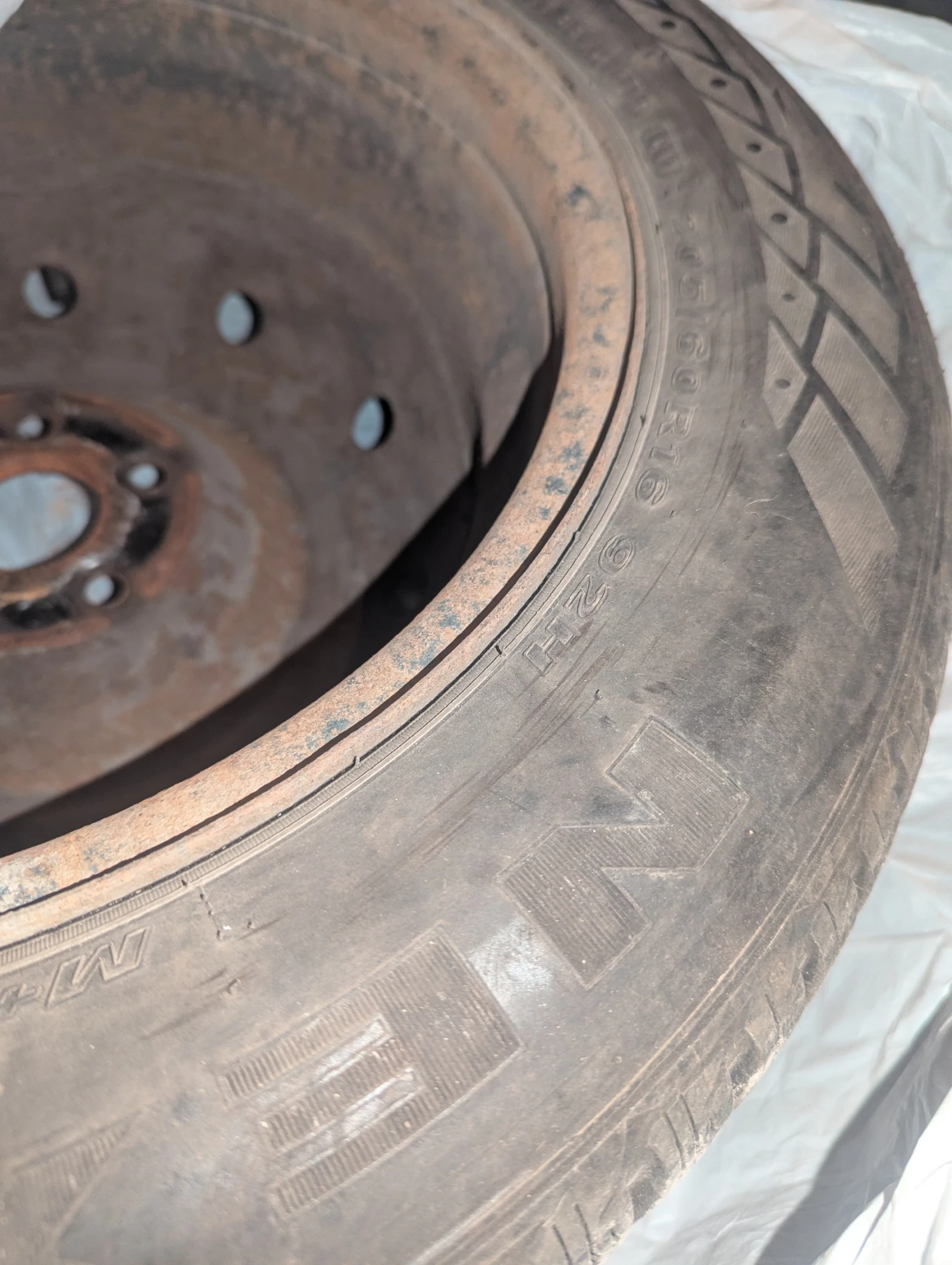���� � ������ 205/60R16 �� Subaru Outback | Mobile.bg � ����������� 4