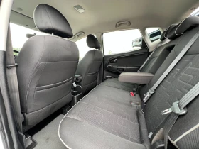 Kia Venga 1.6i 125k.c./АВТОМАТИК/EURO 6/PDC/TОП СЪСТОЯНИЕ/, снимка 11