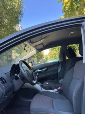 Toyota Auris 1.6i Климатроник/Навигация/ECO Mode, снимка 14