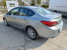 Opel Astra J 1.6 LPG, снимка 3