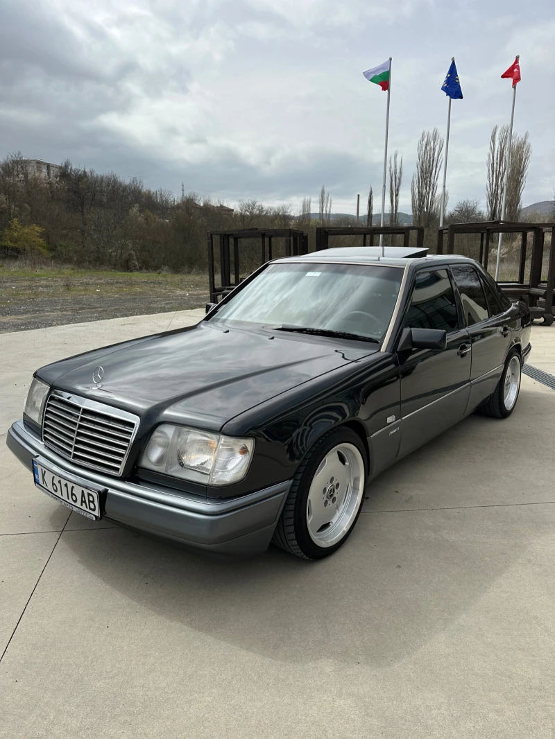 Mercedes-Benz E 200, снимка 2 - Автомобили и джипове - 47900447