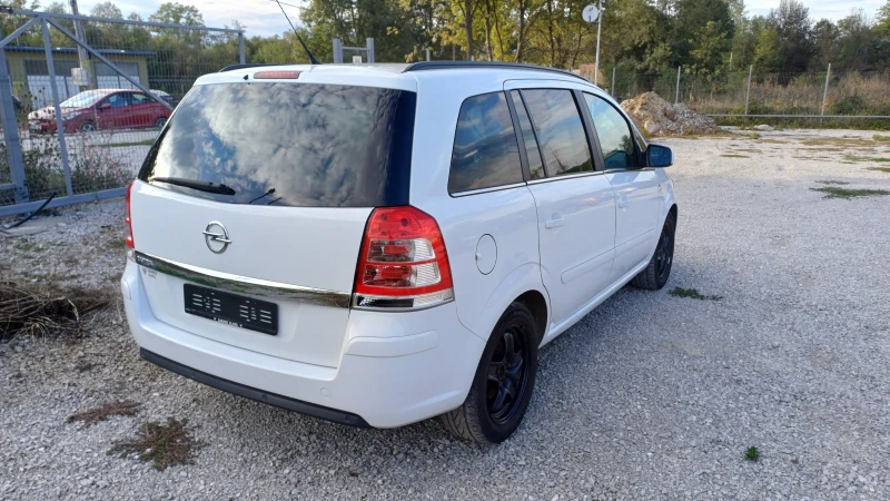 Opel Zafira 1.8 Швейцария 2014г, снимка 6 - Автомобили и джипове - 47524906