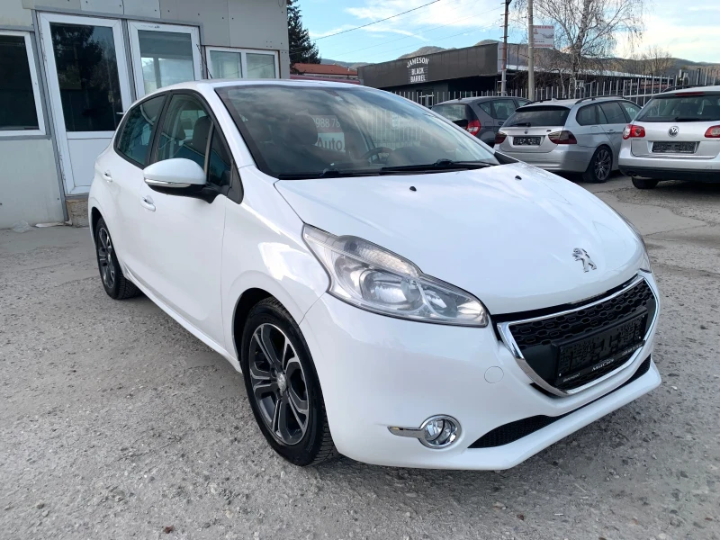 Peugeot 208 1.4 vti GAZ!!! 95hp, снимка 3 - Автомобили и джипове - 48631719