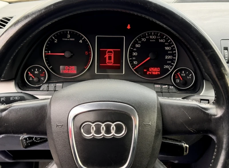 Audi A4 2.0 TDI, снимка 6 - Автомобили и джипове - 48838863