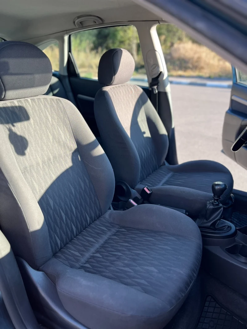 Ford Focus 1.8 tdci, снимка 5 - Автомобили и джипове - 52270845