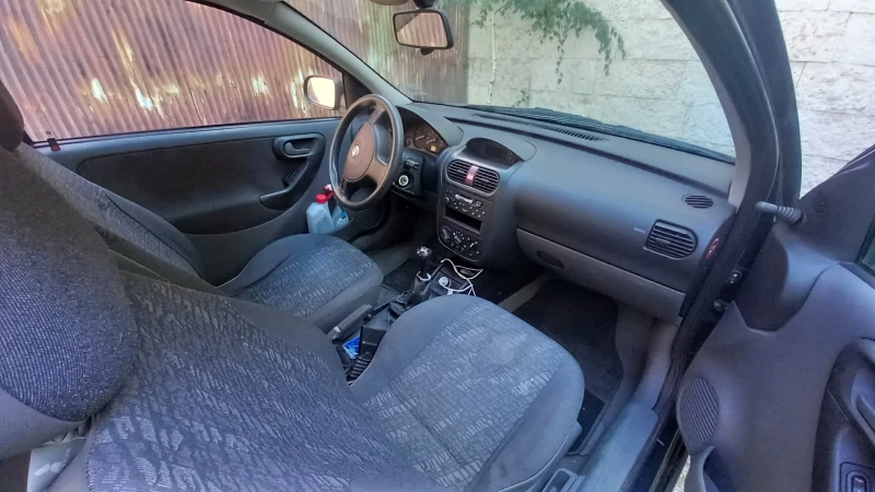 Opel Corsa, снимка 4 - Автомобили и джипове - 52299434