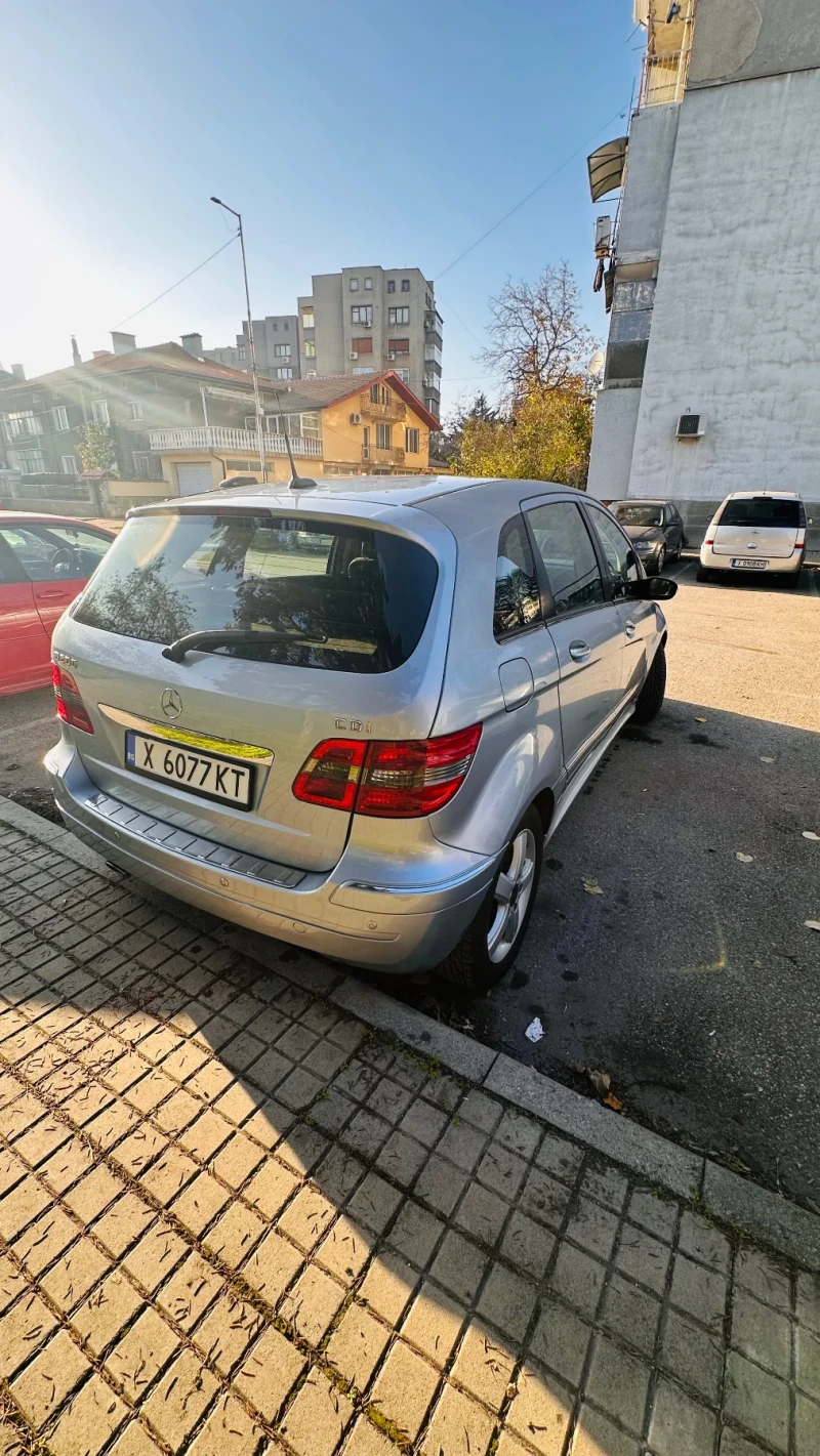 Mercedes-Benz B 200 2.0, снимка 7 - Автомобили и джипове - 52471530