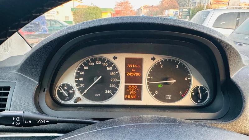 Mercedes-Benz B 200 2.0, снимка 12 - Автомобили и джипове - 52471530