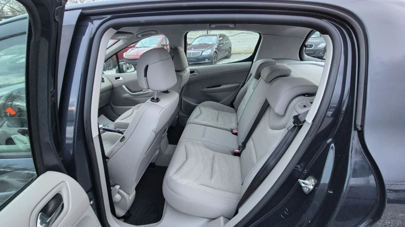 Peugeot 308 1.6HDI NAVI, снимка 12 - Автомобили и джипове - 52564747