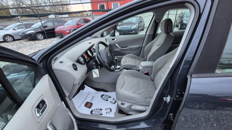 Peugeot 308 1.6HDI NAVI, снимка 13 - Автомобили и джипове - 52564747
