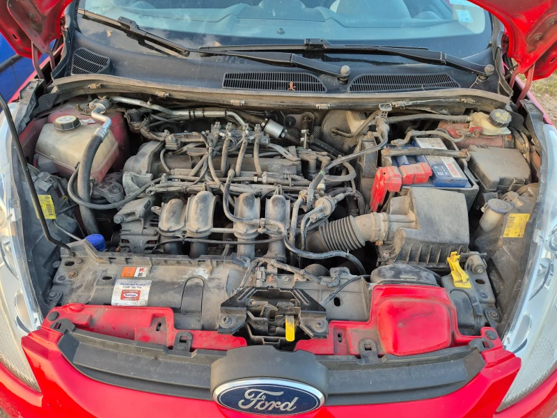 Ford Fiesta, снимка 17 - Автомобили и джипове - 52799947