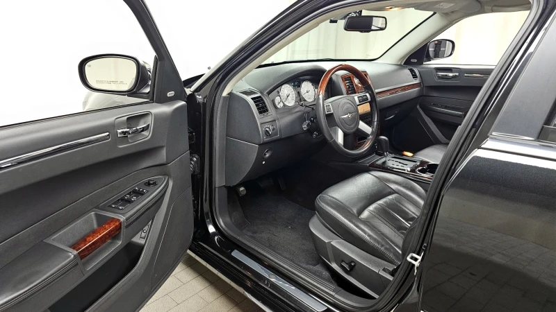 Chrysler 300c 3.0Diesel autogeorge.com, снимка 10 - Автомобили и джипове - 53322252