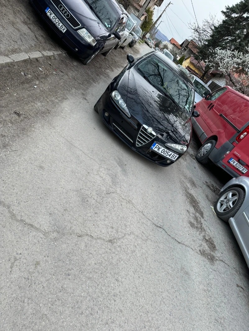 Alfa Romeo 147 1.6 i, снимка 12 - Автомобили и джипове - 47360255